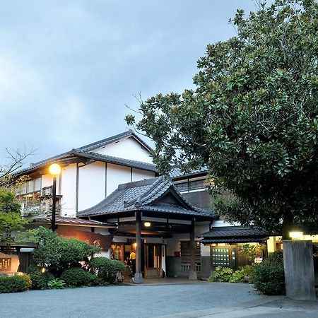 Hitoyoshi Ryokan Экстерьер фото