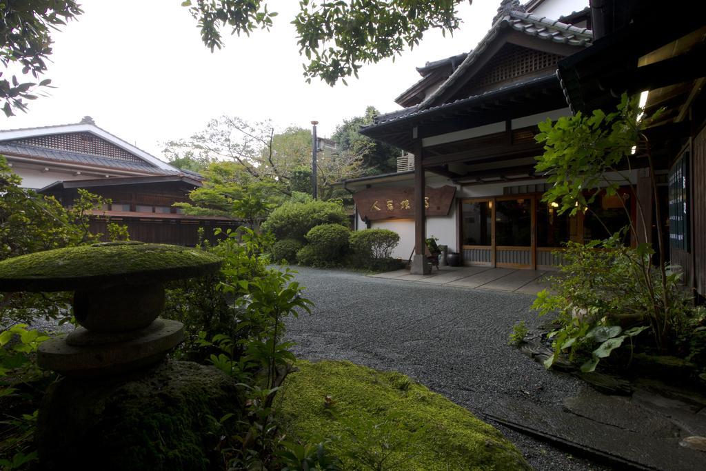 Hitoyoshi Ryokan Экстерьер фото