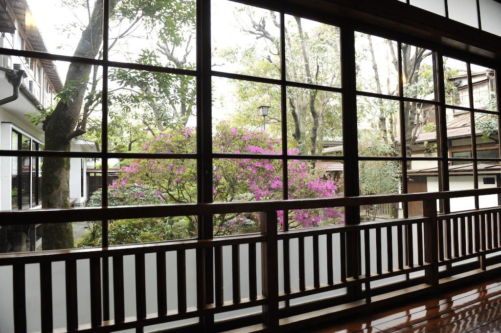 Hitoyoshi Ryokan Экстерьер фото