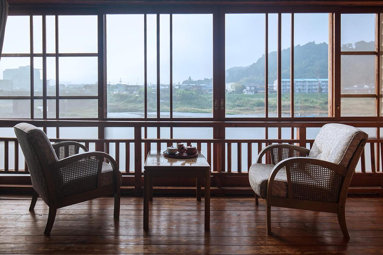 Hitoyoshi Ryokan Экстерьер фото